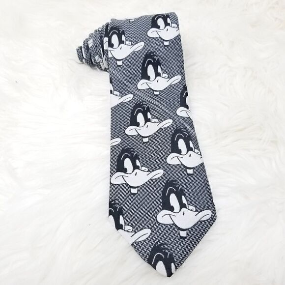 Warner Brothers Daffy Duck Classic Necktie - Picture 3 of 7